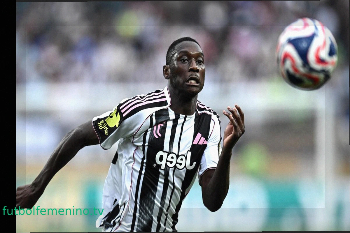 Kolo Muani cerca un posto alla Juventus, Alajbegovic quasi concluso